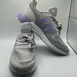 Women’s Adidas sneaker gray white and lavender NEW in box size 9.